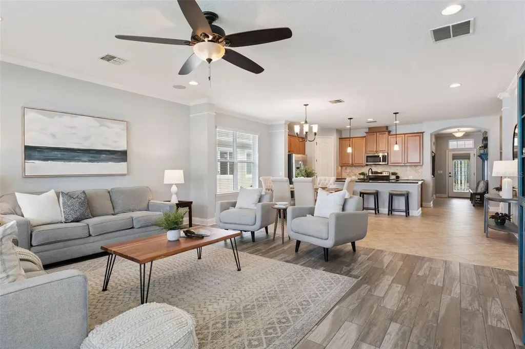 10659 Warlow Creek Street Orlando FL 32832