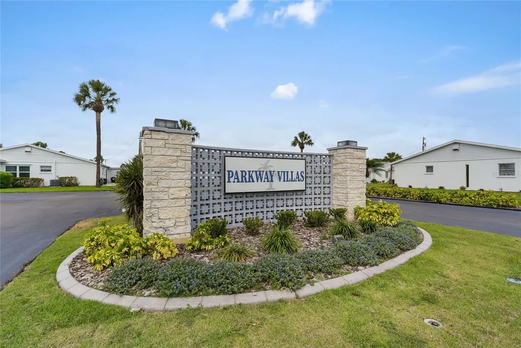 5972 Hibiscus Drive Bradenton FL 34207
