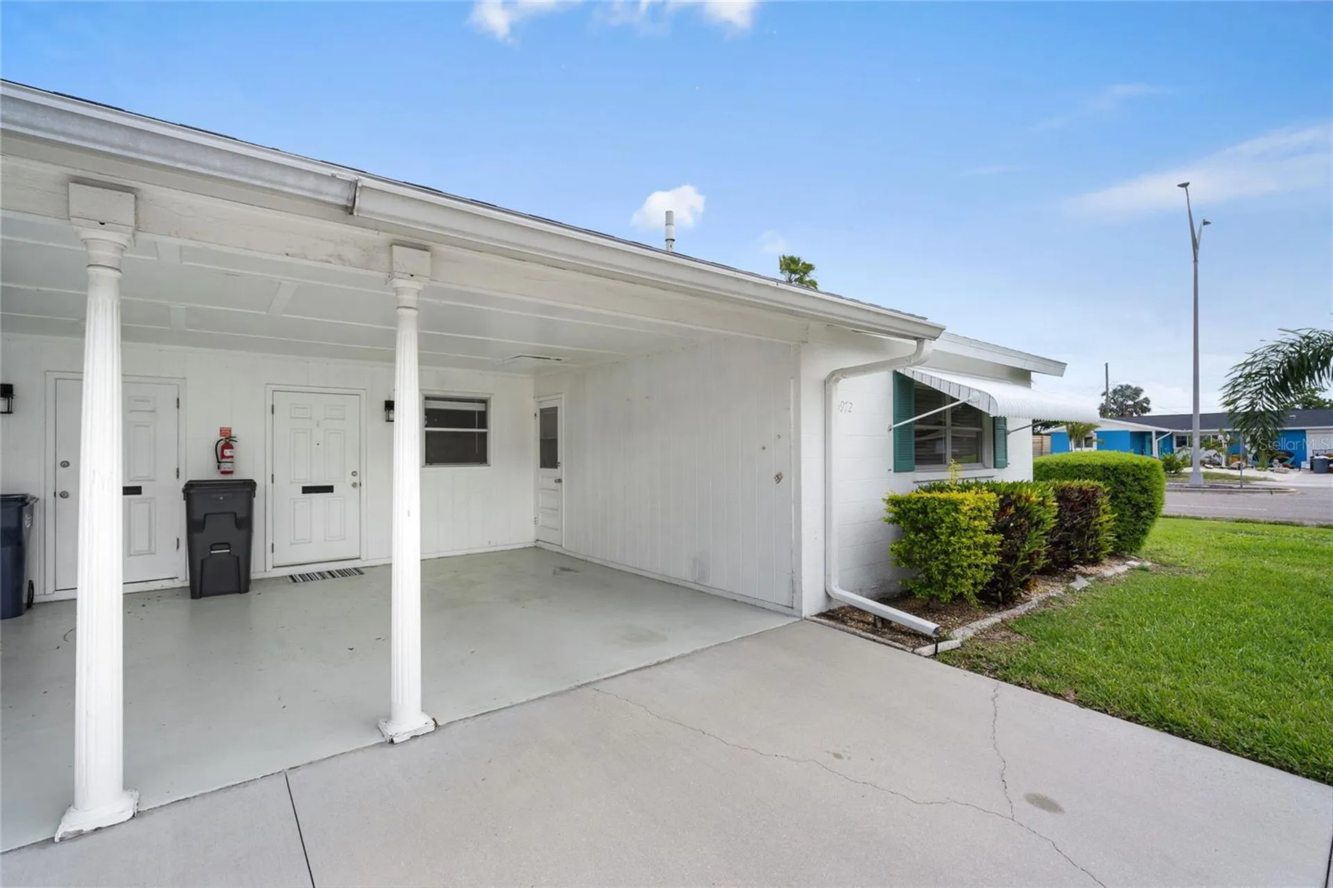 5972 Hibiscus Drive Bradenton FL 34207