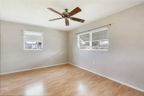 5972 Hibiscus Drive Bradenton FL 34207