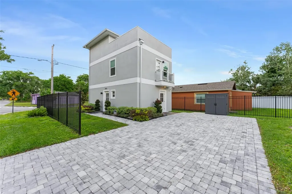 2951 Kings Road Sanford FL 32771