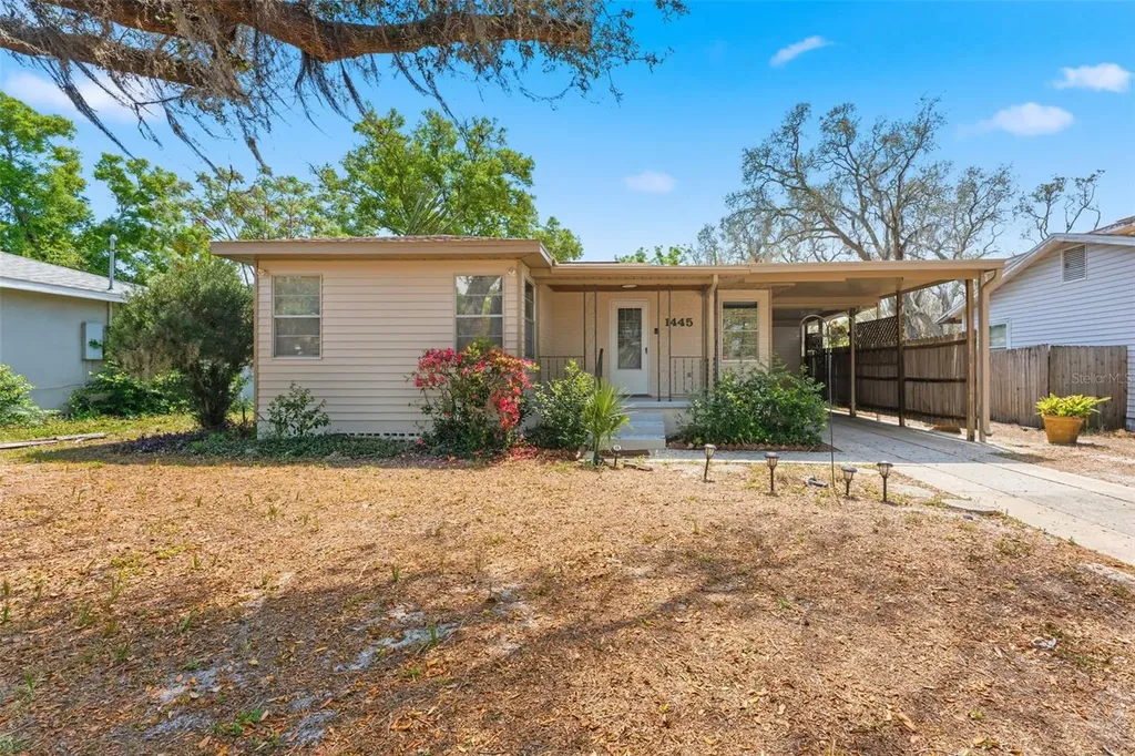 1445 Pine Street Clearwater FL 33756