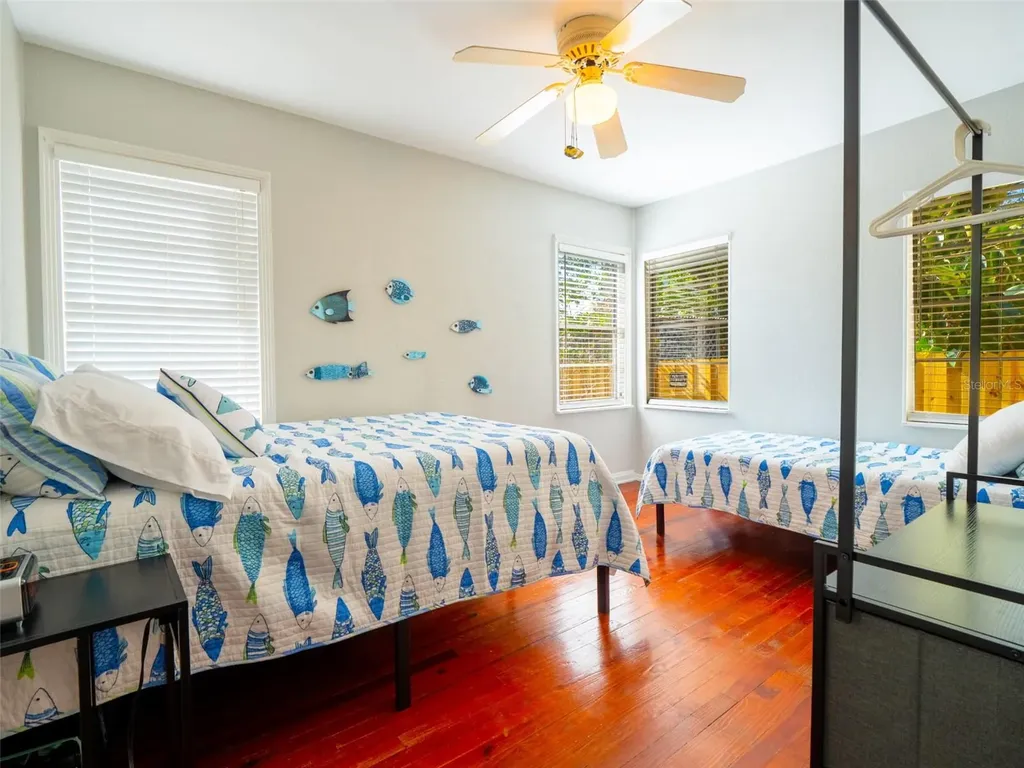 1445 Pine Street Clearwater FL 33756