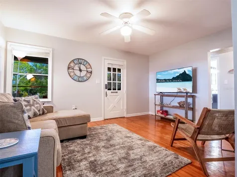 1445 Pine Street Clearwater FL 33756