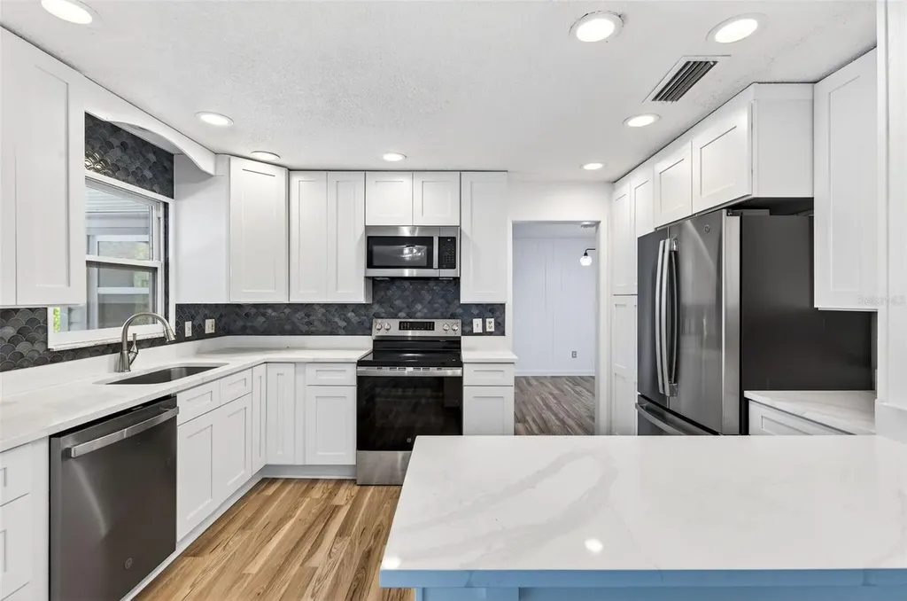 1520 S Keene Road Clearwater FL 33756