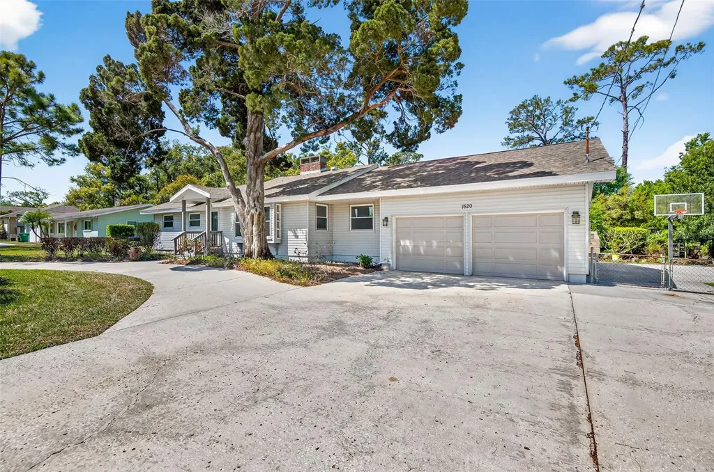 1520 S Keene Road Clearwater FL 33756
