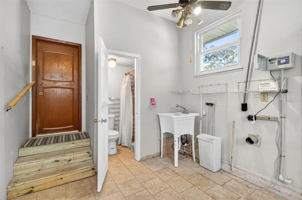 1520 S Keene Road Clearwater FL 33756