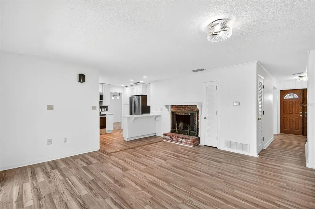 1520 S Keene Road Clearwater FL 33756