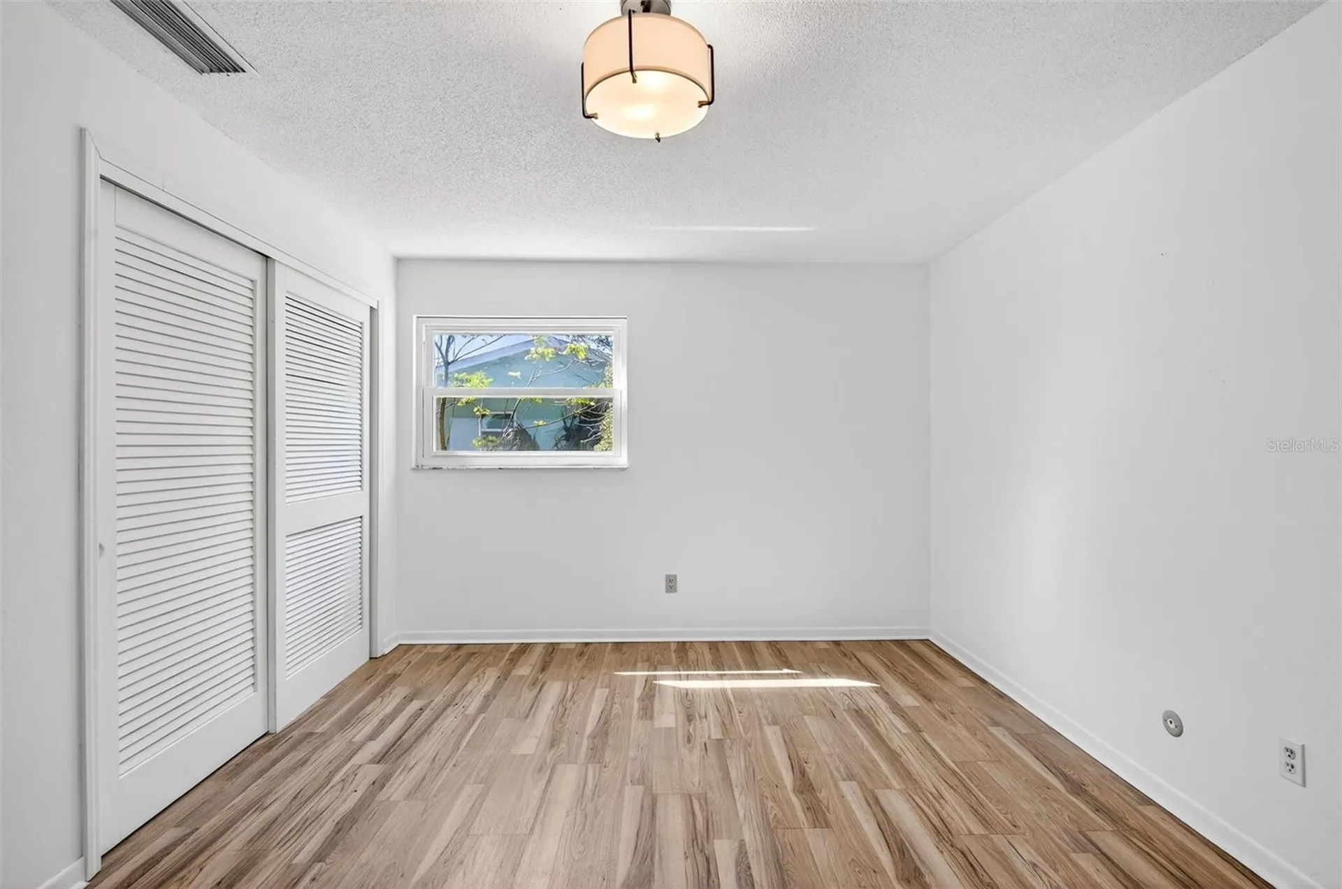 1520 S Keene Road Clearwater FL 33756