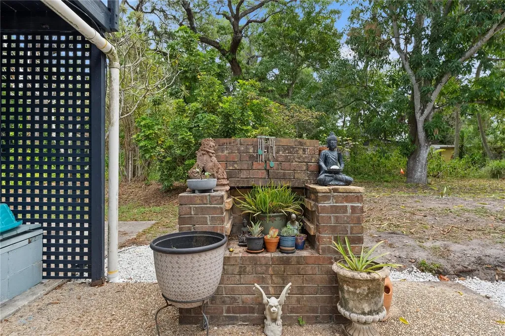 1335 40th Street Sarasota FL 34234