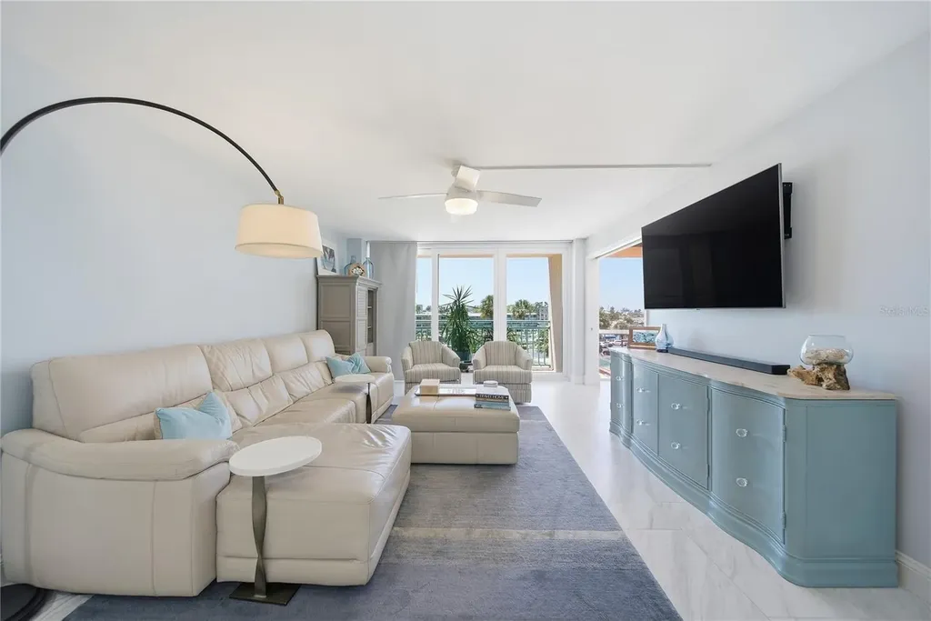 1 Key Capri Treasure Island FL 33706