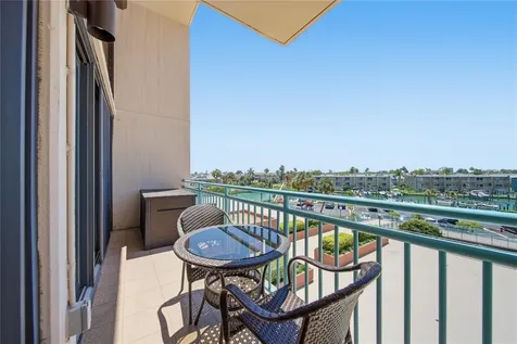 1 Key Capri Treasure Island FL 33706