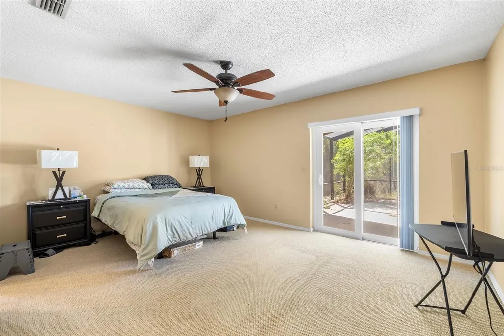 9503 Pebble Glen Avenue Tampa FL 33647