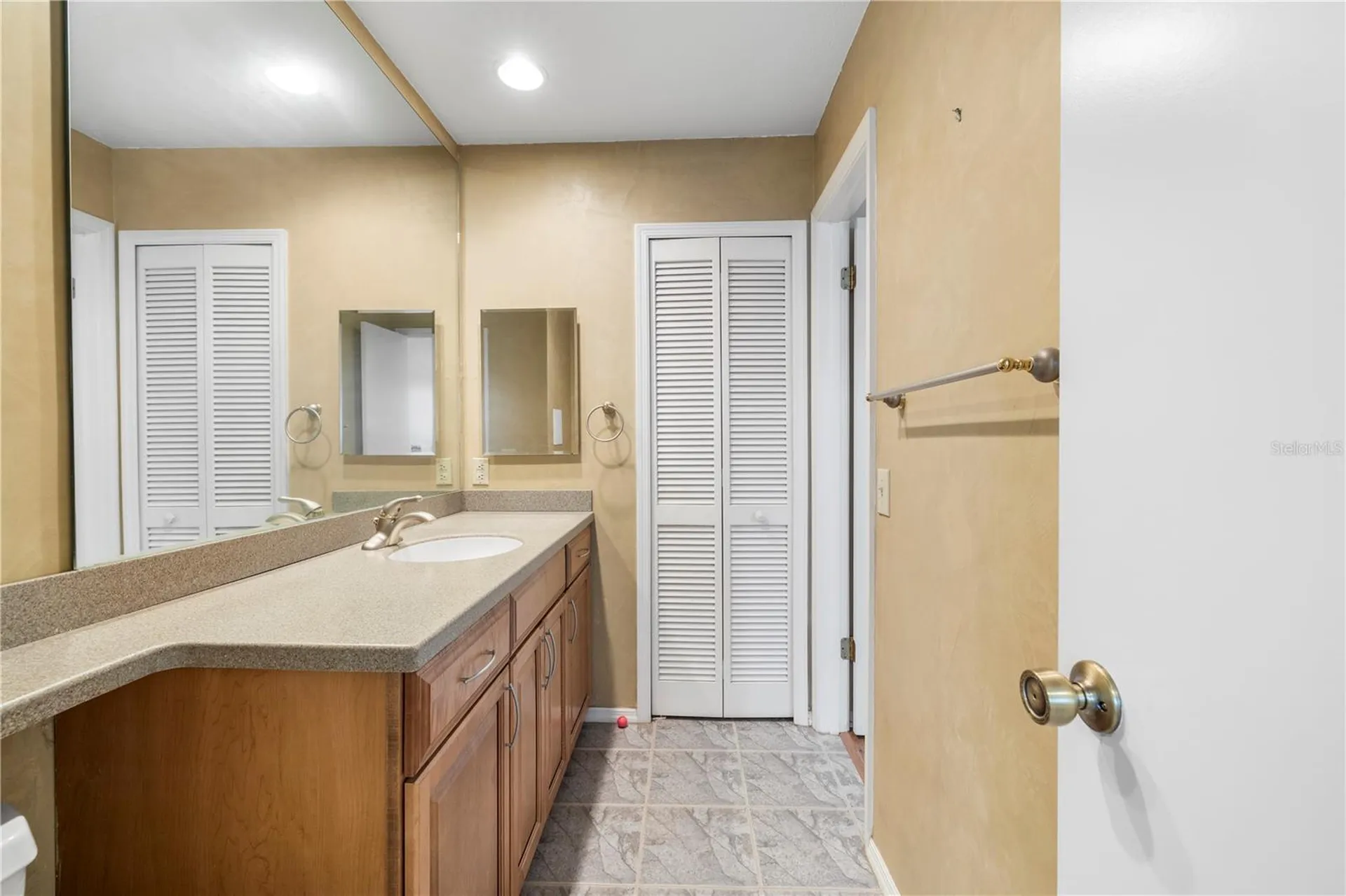 9503 Pebble Glen Avenue Tampa FL 33647