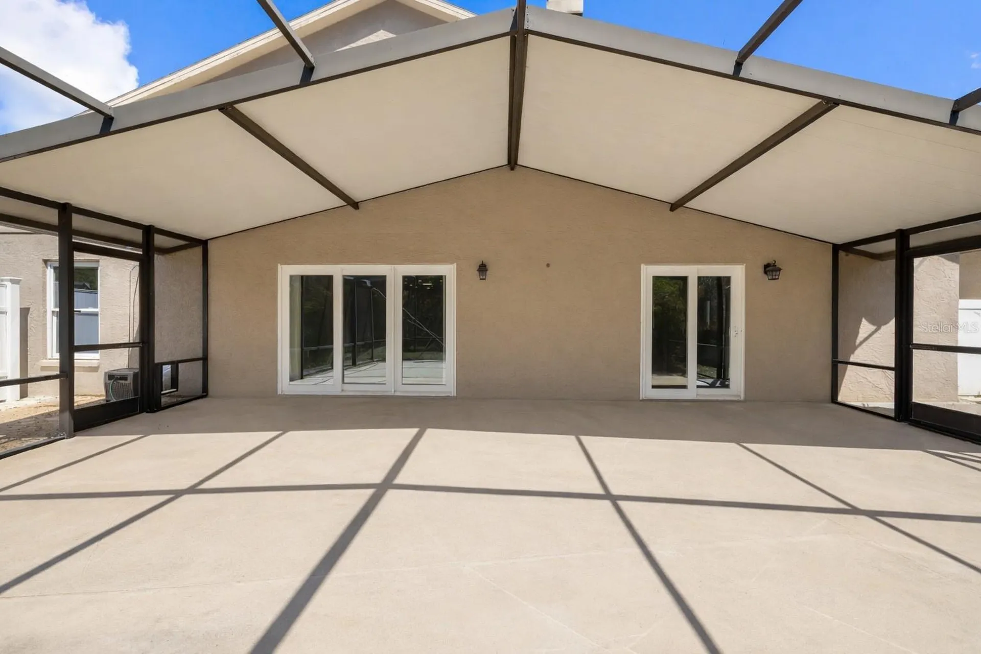 9503 Pebble Glen Avenue Tampa FL 33647
