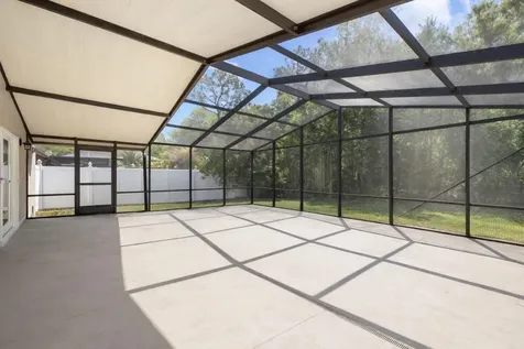 9503 Pebble Glen Avenue Tampa FL 33647