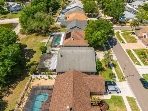 9503 Pebble Glen Avenue Tampa FL 33647