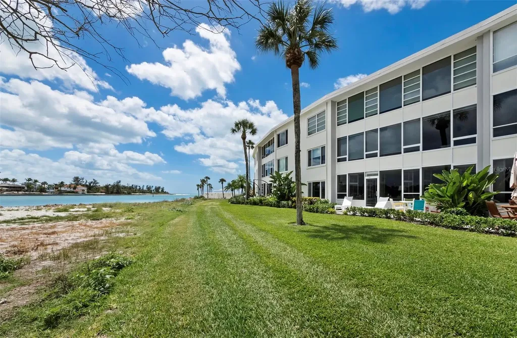 100 Sands Point Road Longboat Key FL 34228