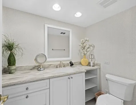 100 Sands Point Road Longboat Key FL 34228