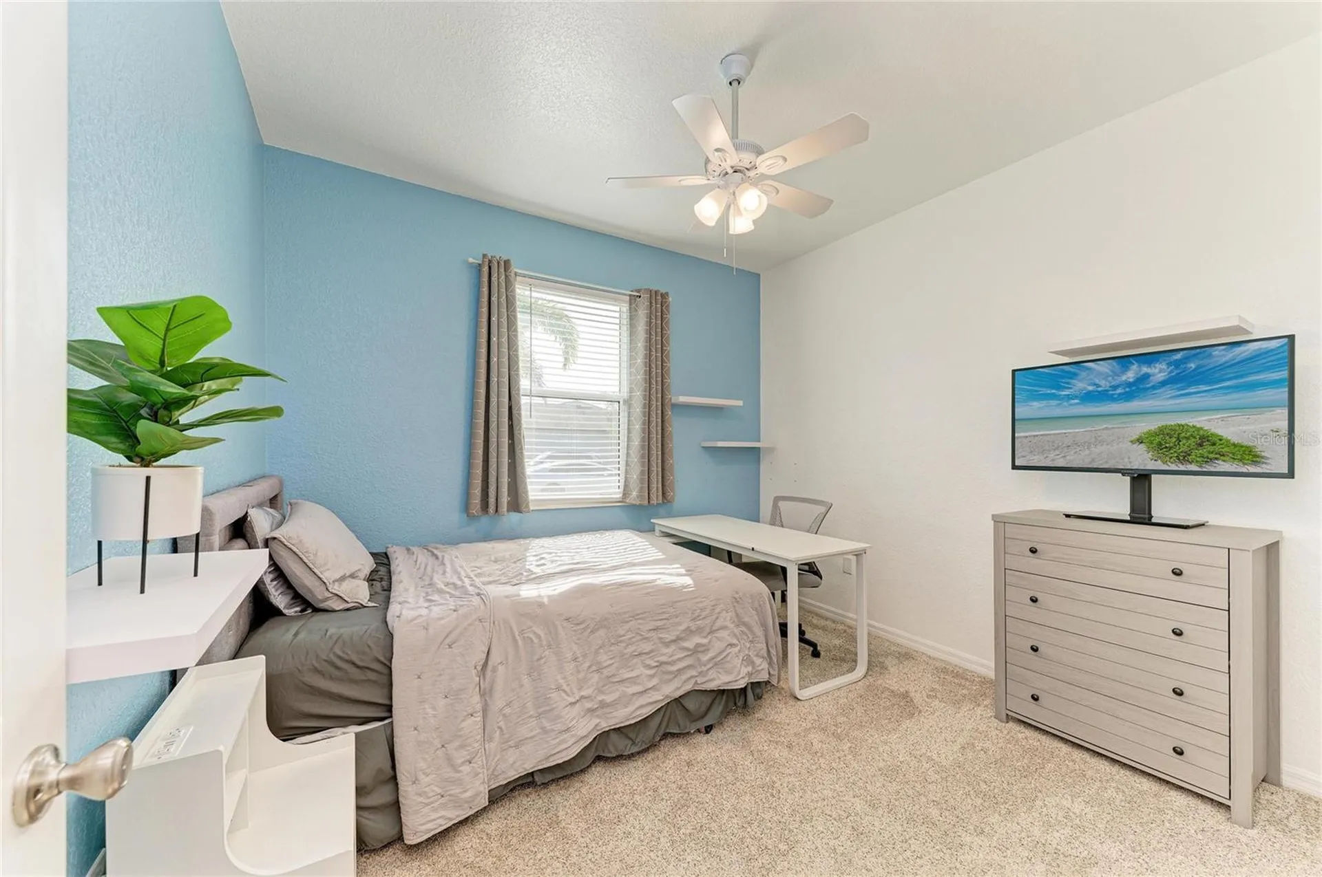 6422 2nd Street E Bradenton FL 34203