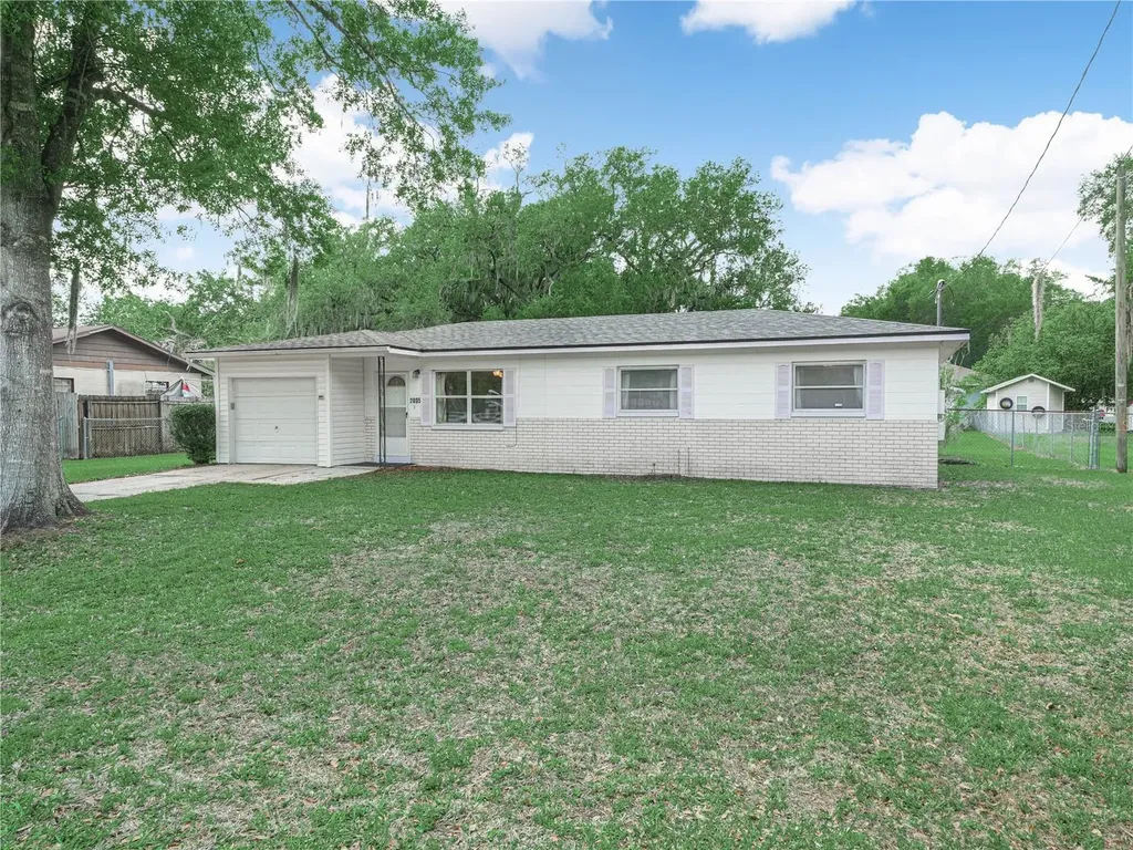 2805 Blain Acres Road Plant City FL 33563