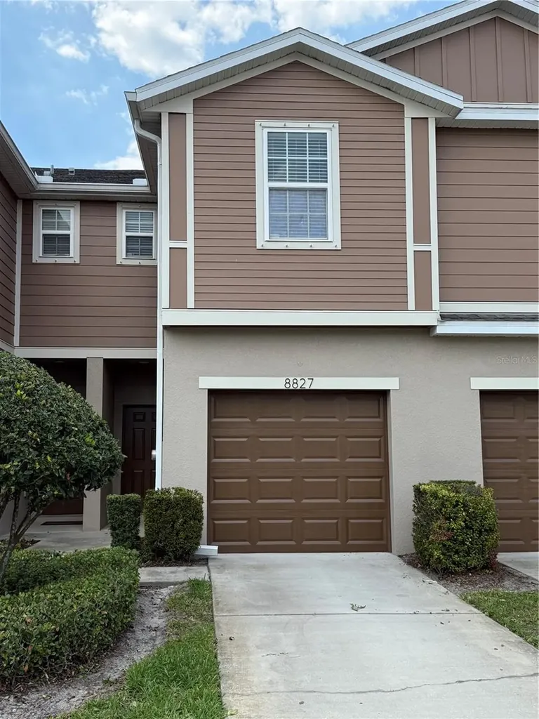 8827 Turnstone Haven Place Tampa FL 33619