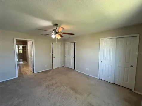 8827 Turnstone Haven Place Tampa FL 33619