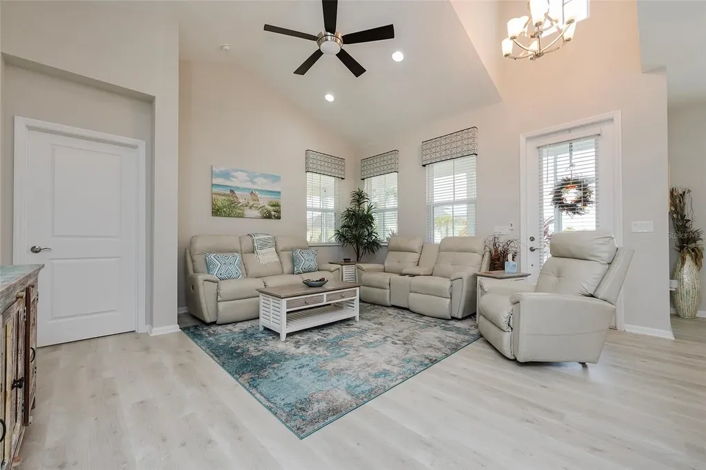 572 Landshark Boulevard Daytona Beach FL 32124