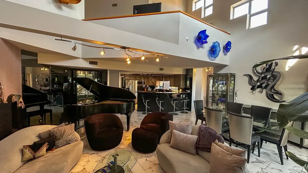 1635 Royal Palm Drive S Gulfport FL 33707