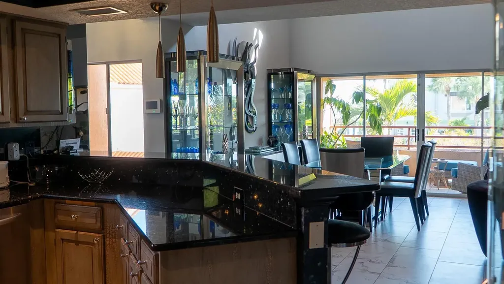 1635 Royal Palm Drive S Gulfport FL 33707