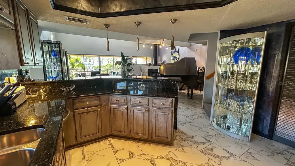 1635 Royal Palm Drive S Gulfport FL 33707