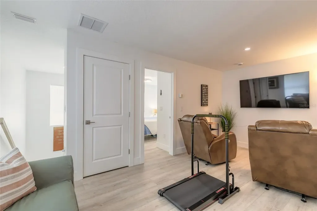 68 Glenview Avenue Ponce Inlet FL 32127