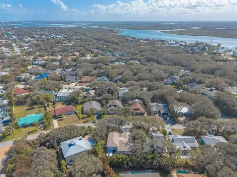 68 Glenview Avenue Ponce Inlet FL 32127