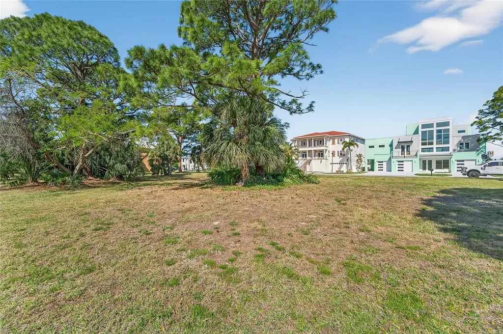 Harbour Watch Circle Tarpon Springs FL 34689