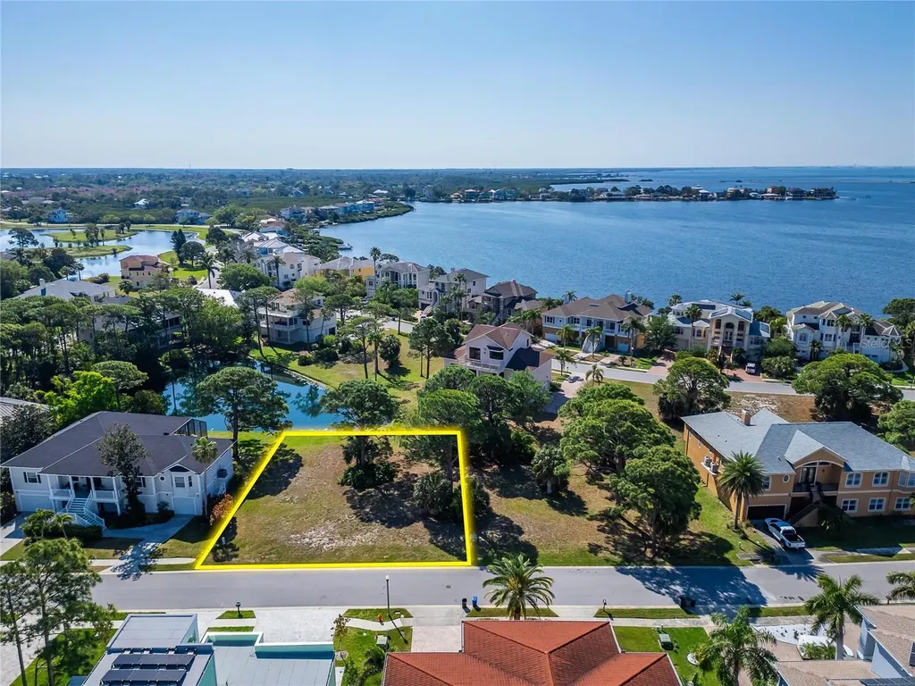 Harbour Watch Circle Tarpon Springs FL 34689
