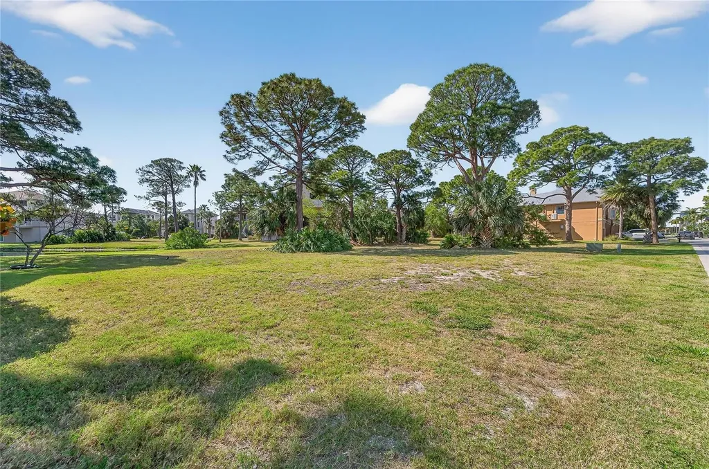 Harbour Watch Circle Tarpon Springs FL 34689
