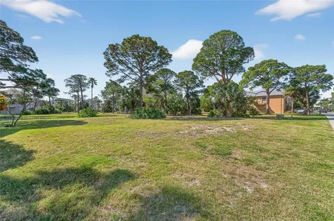 Harbour Watch Circle Tarpon Springs FL 34689