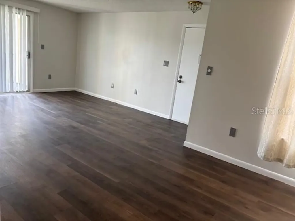 528 Orange Drive Altamonte Springs FL 32701