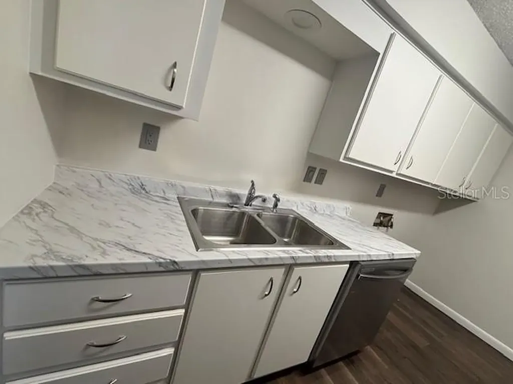 528 Orange Drive Altamonte Springs FL 32701