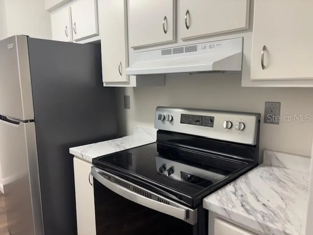 528 Orange Drive Altamonte Springs FL 32701