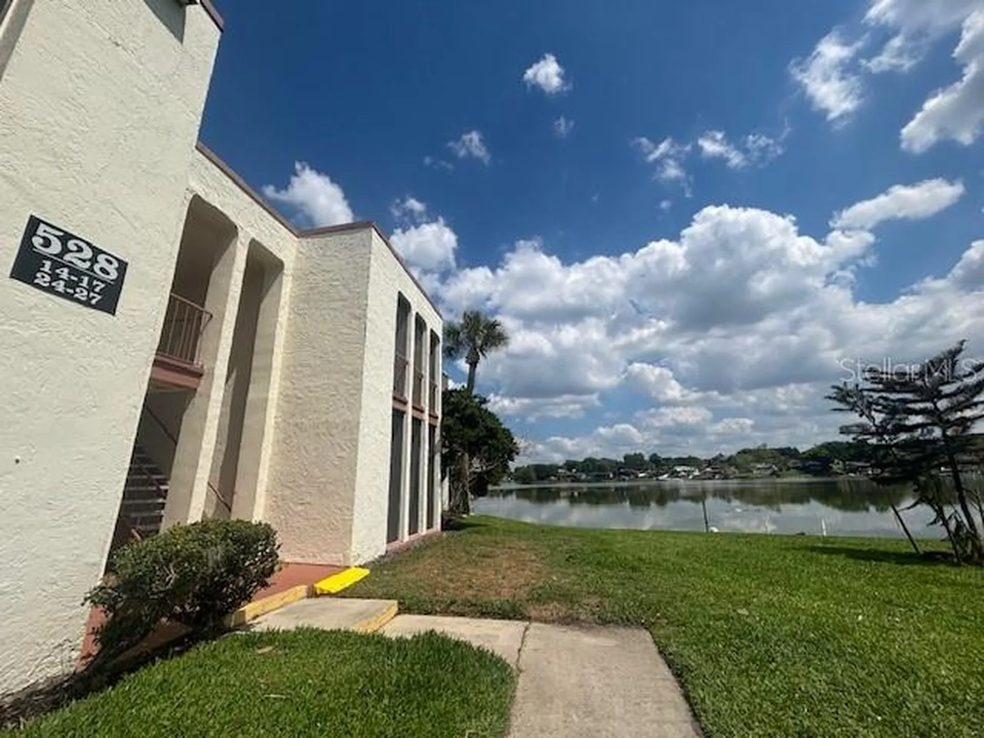 528 Orange Drive Altamonte Springs FL 32701