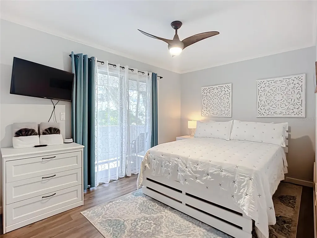 3100 Gulf Drive Holmes Beach FL 34217