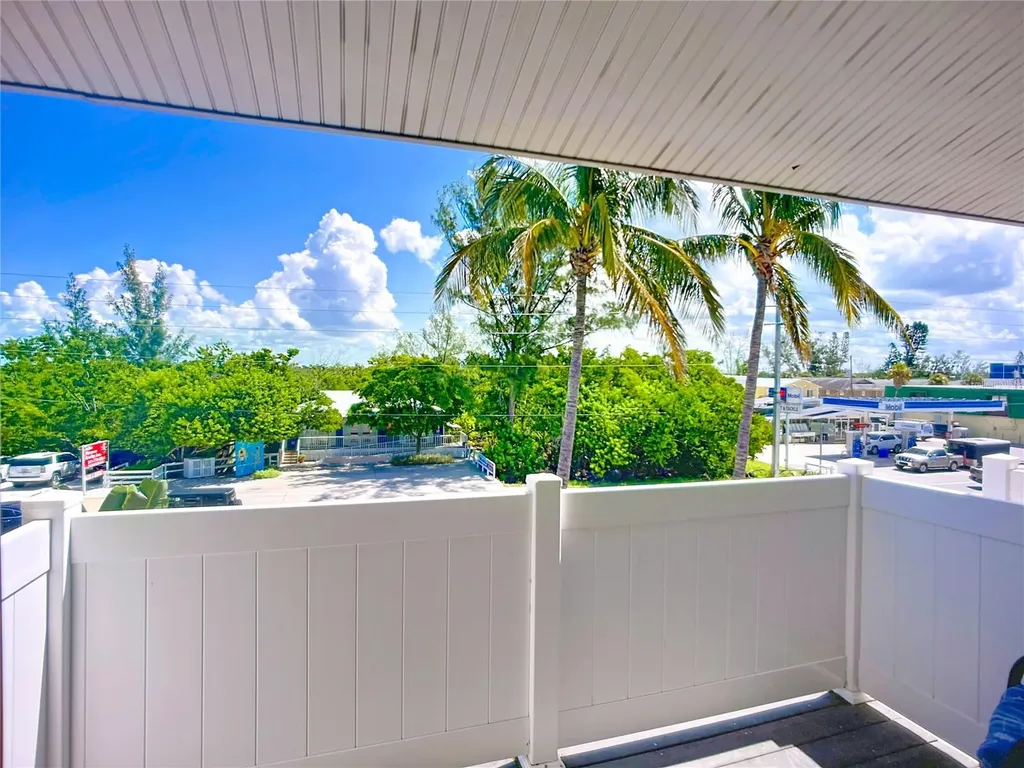 3100 Gulf Drive Holmes Beach FL 34217