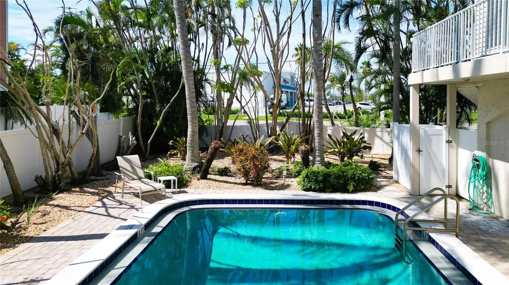 3100 Gulf Drive Holmes Beach FL 34217