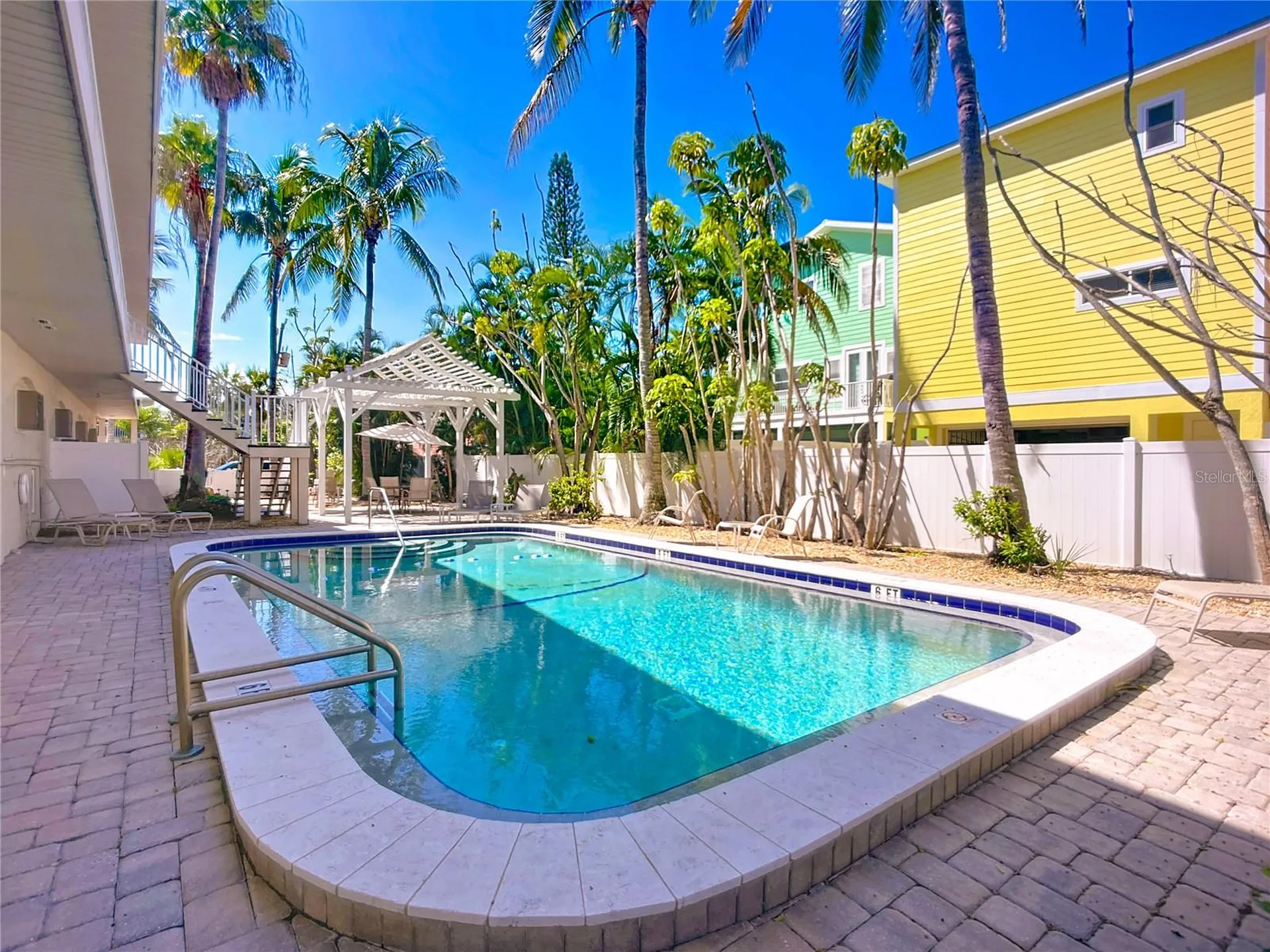 3100 Gulf Drive Holmes Beach FL 34217