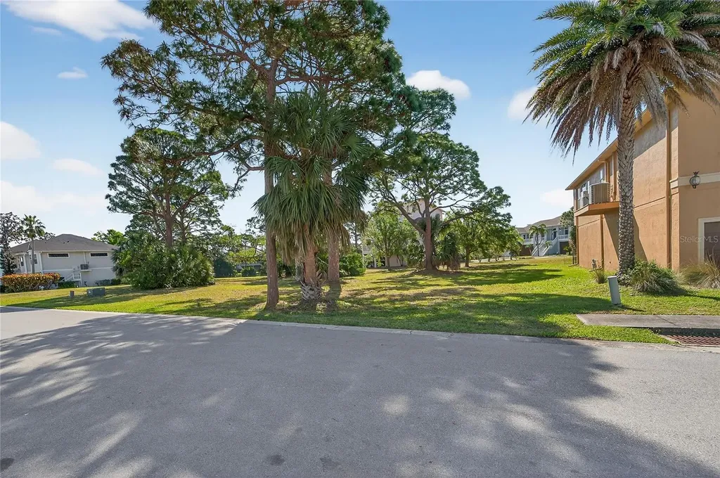 Harbour Watch Circle Tarpon Springs FL 34689