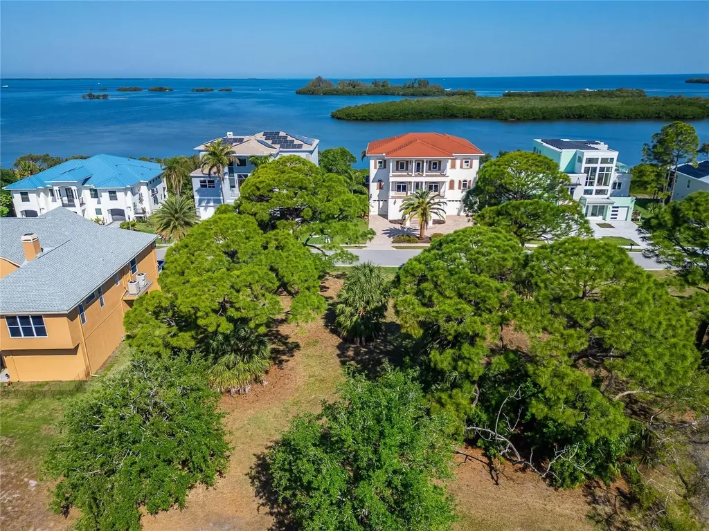 Harbour Watch Circle Tarpon Springs FL 34689