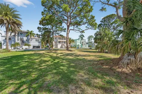 Harbour Watch Circle Tarpon Springs FL 34689