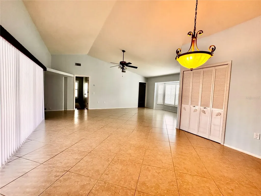 3601 Garden Lakes Clenet Bradenton FL 34203