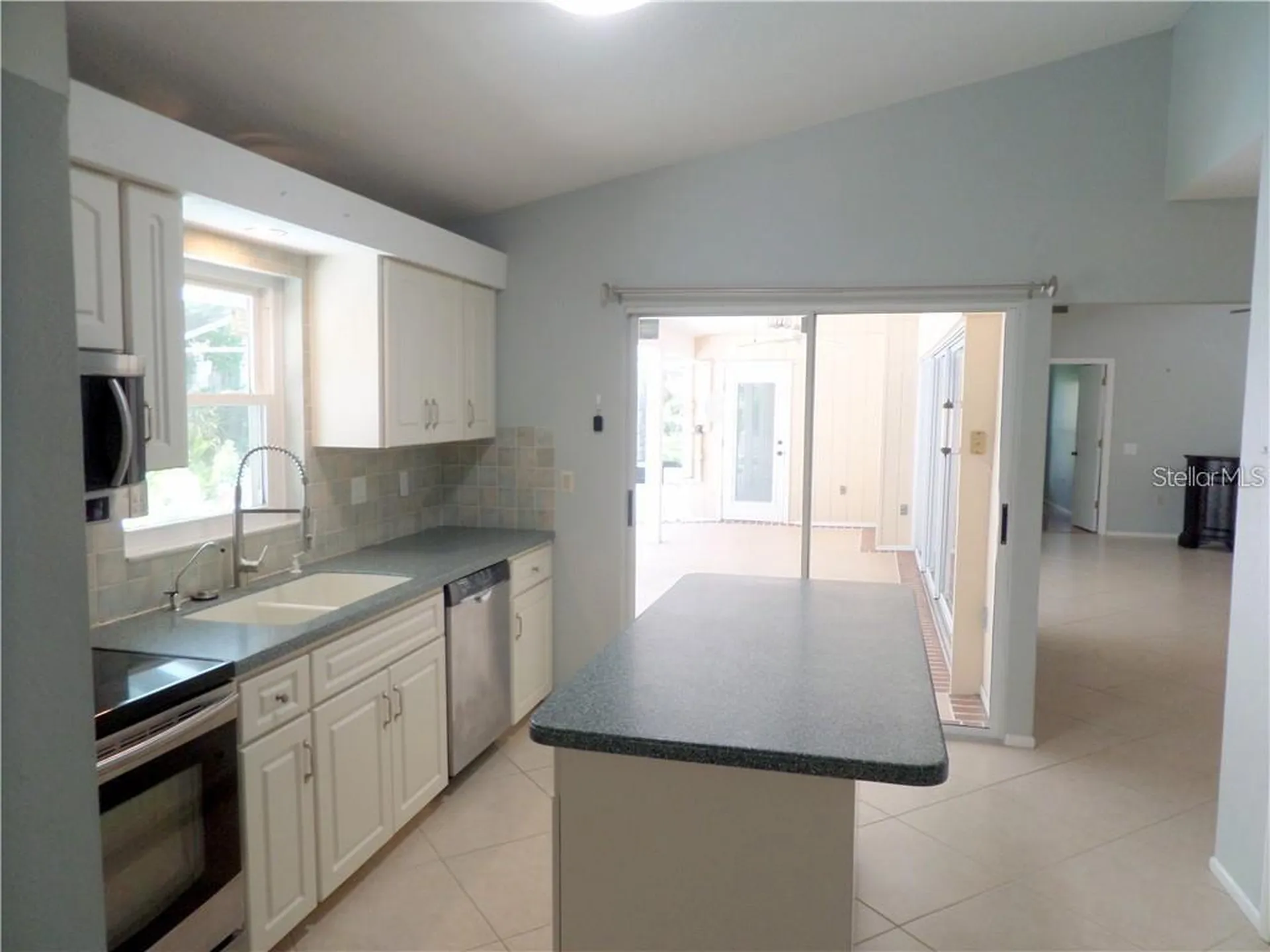 3601 Garden Lakes Clenet Bradenton FL 34203